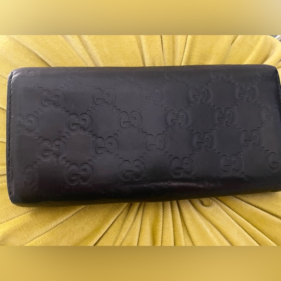 COPY - GUCCI Vintage Black Leather Wallet - Picture 2 of 8